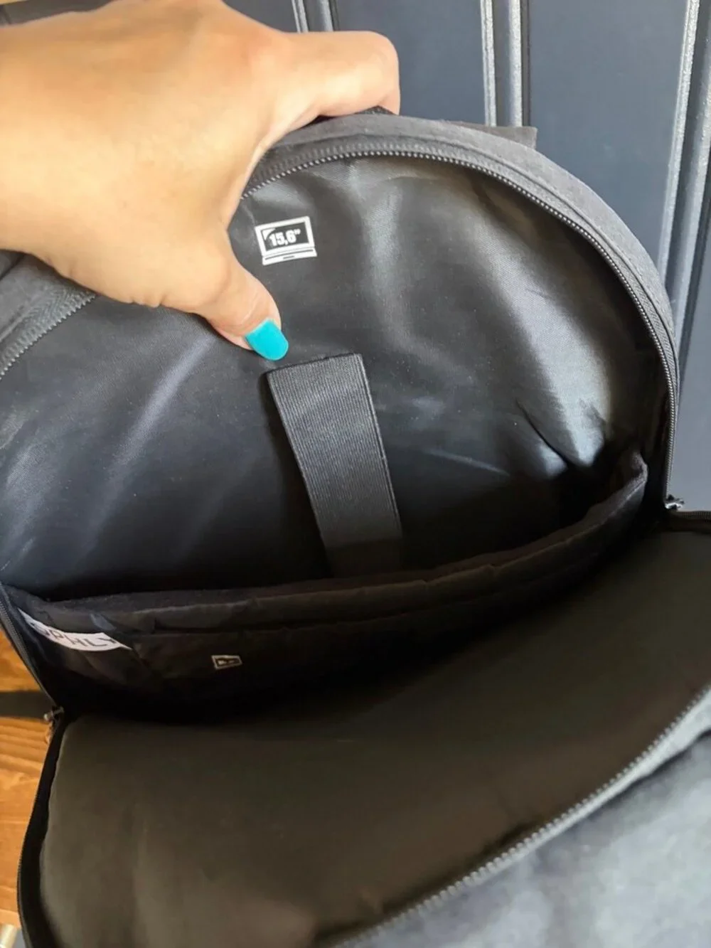 Pre-Owned Supacool Outdoor Originals Black Backpack